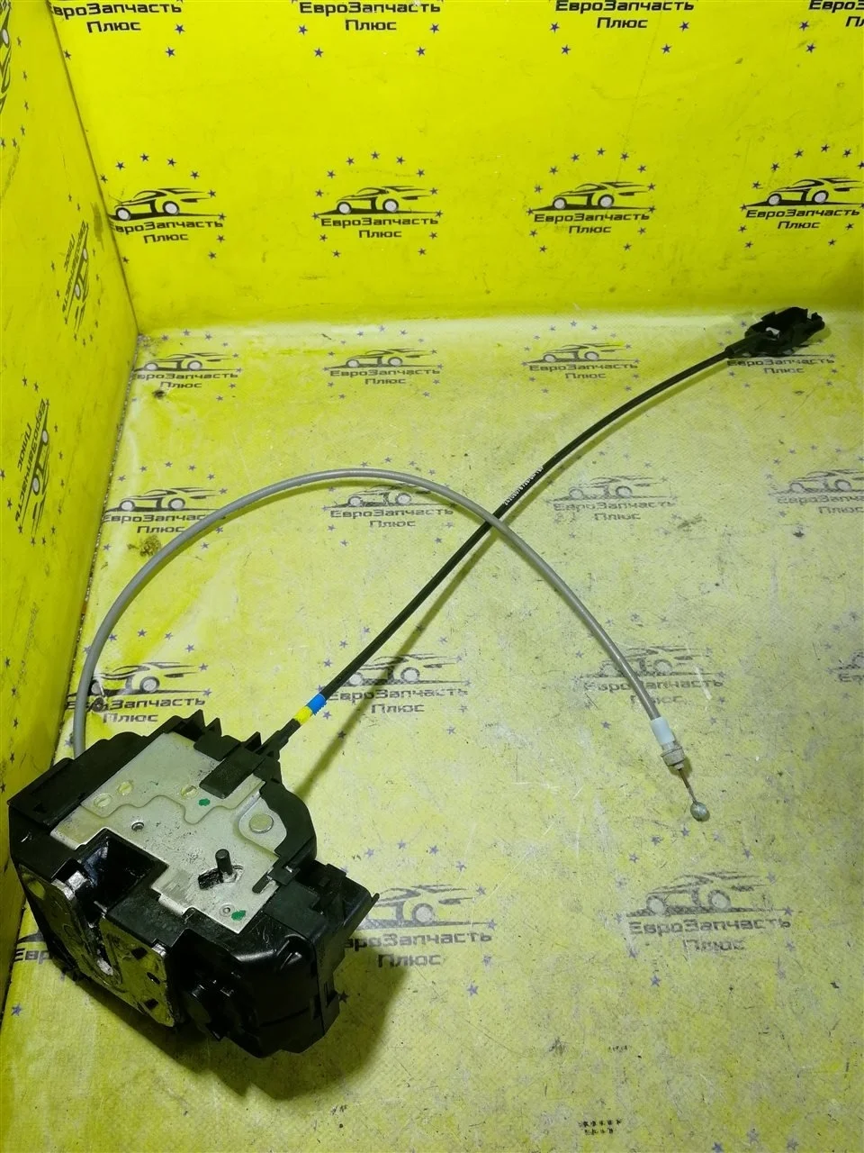 Замок двери Nissan Note 825019U100 E11, задний левый