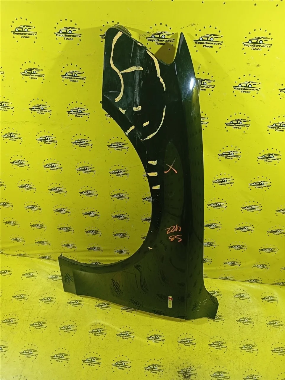 Крыло дефект Audi A4 8K0821469C B8, переднее левое