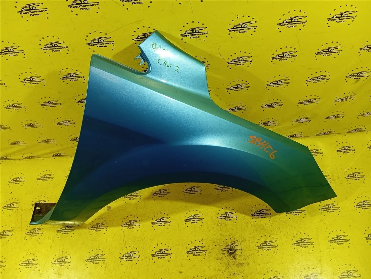Крыло Ford Focus 1501765 2, переднее правое