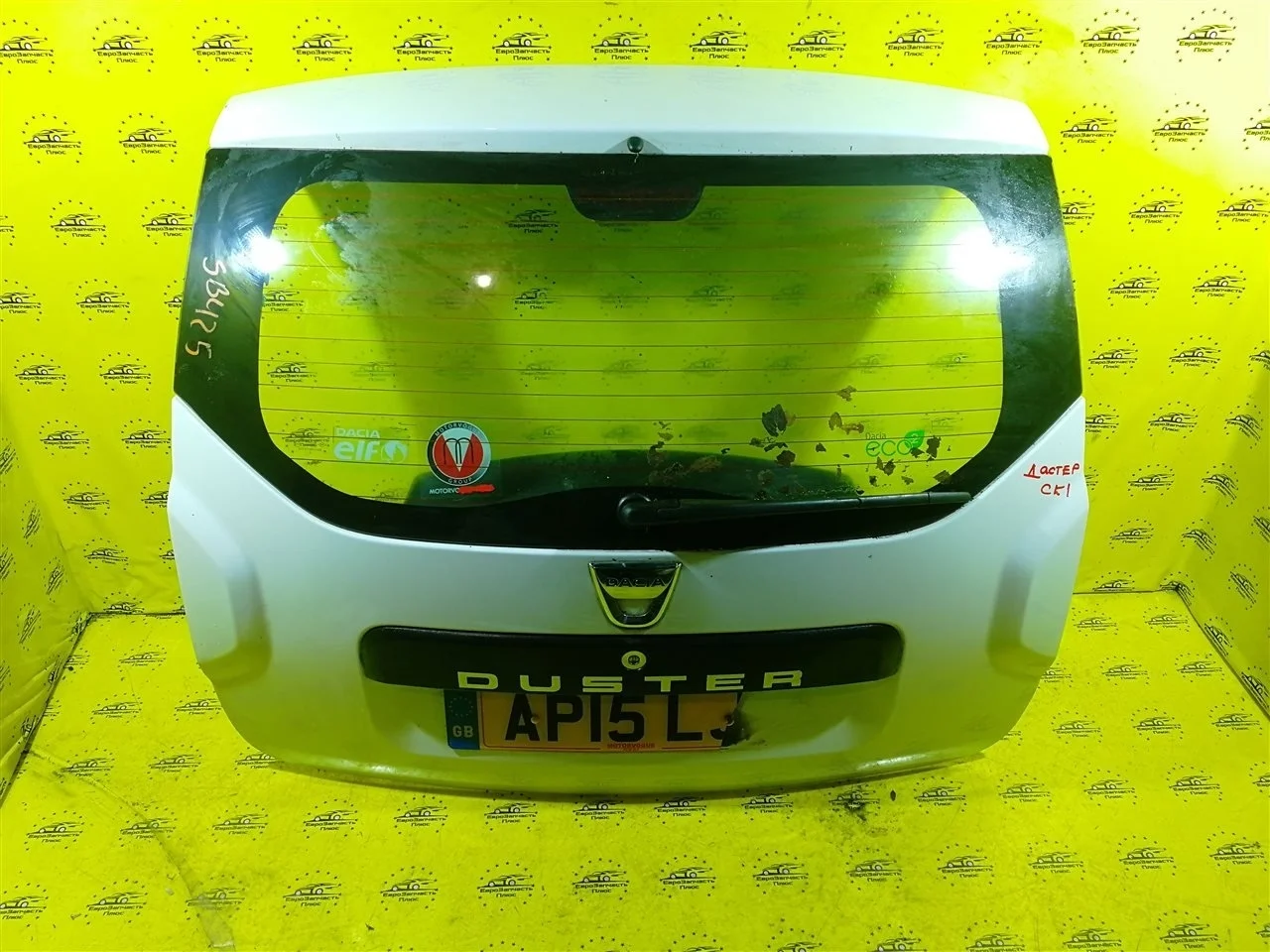 Крышка багажника Renault Duster 901005043R HS