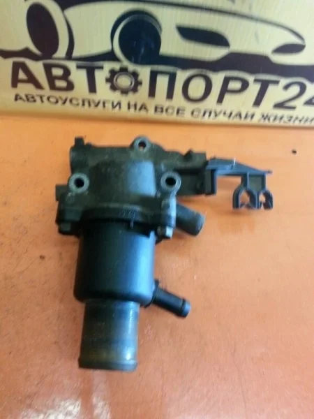 Корпус термостата RENAULT SCENIC 1996-2002 8200493154 1.4 1.6 8V