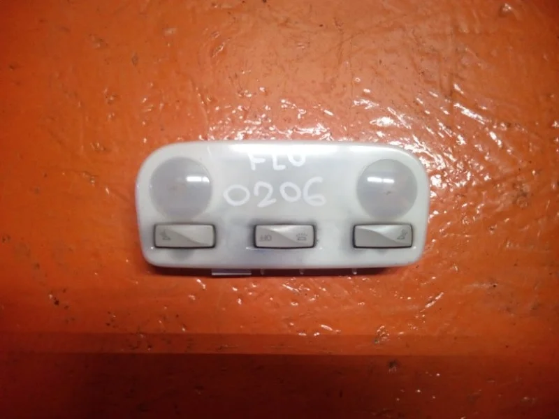 Плафон салонный RENAULT FLUENCE 2009-2013 264300008R L30R