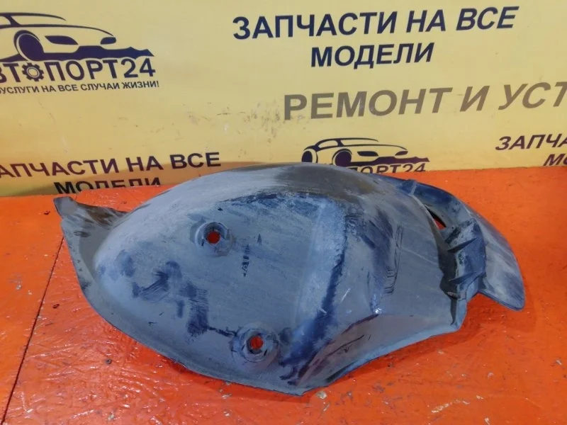 Подкрылок RENAULT DUSTER 2009-2013 767488862R HSA F4R, задний правый