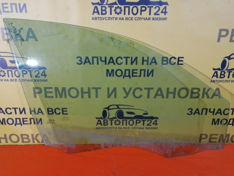 Стекло двери RENAULT MEGANE 2002-2008 8200211198, переднее правое