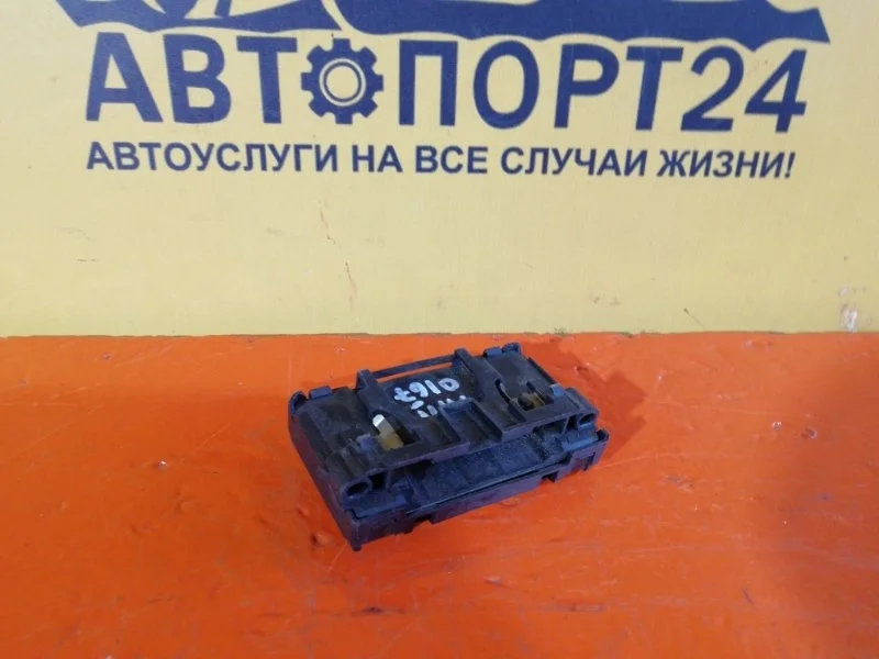 Замок зажигания RENAULT MEGANE 2002-2008 8200125077