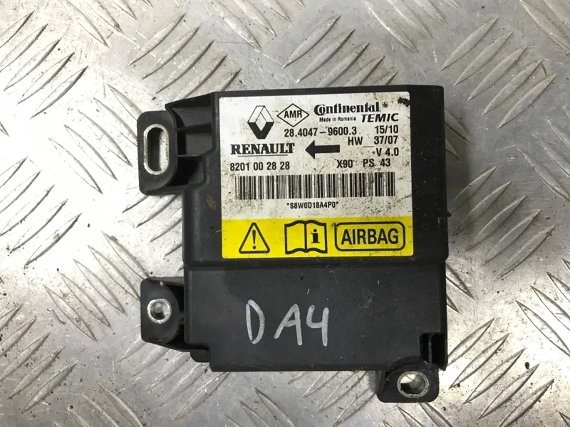 Блок управления AIR BAG RENAULT SANDERO 2008-2014 8201002828
