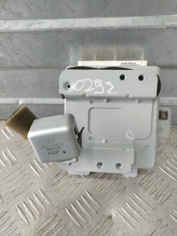 Блок комфорта SSANG YONG KYRON 2007-2016 8712009122 D200 G23D