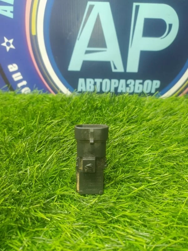 Датчик абсолютного давления RENAULT MEGANE 2003-2008 8200105165 K4M