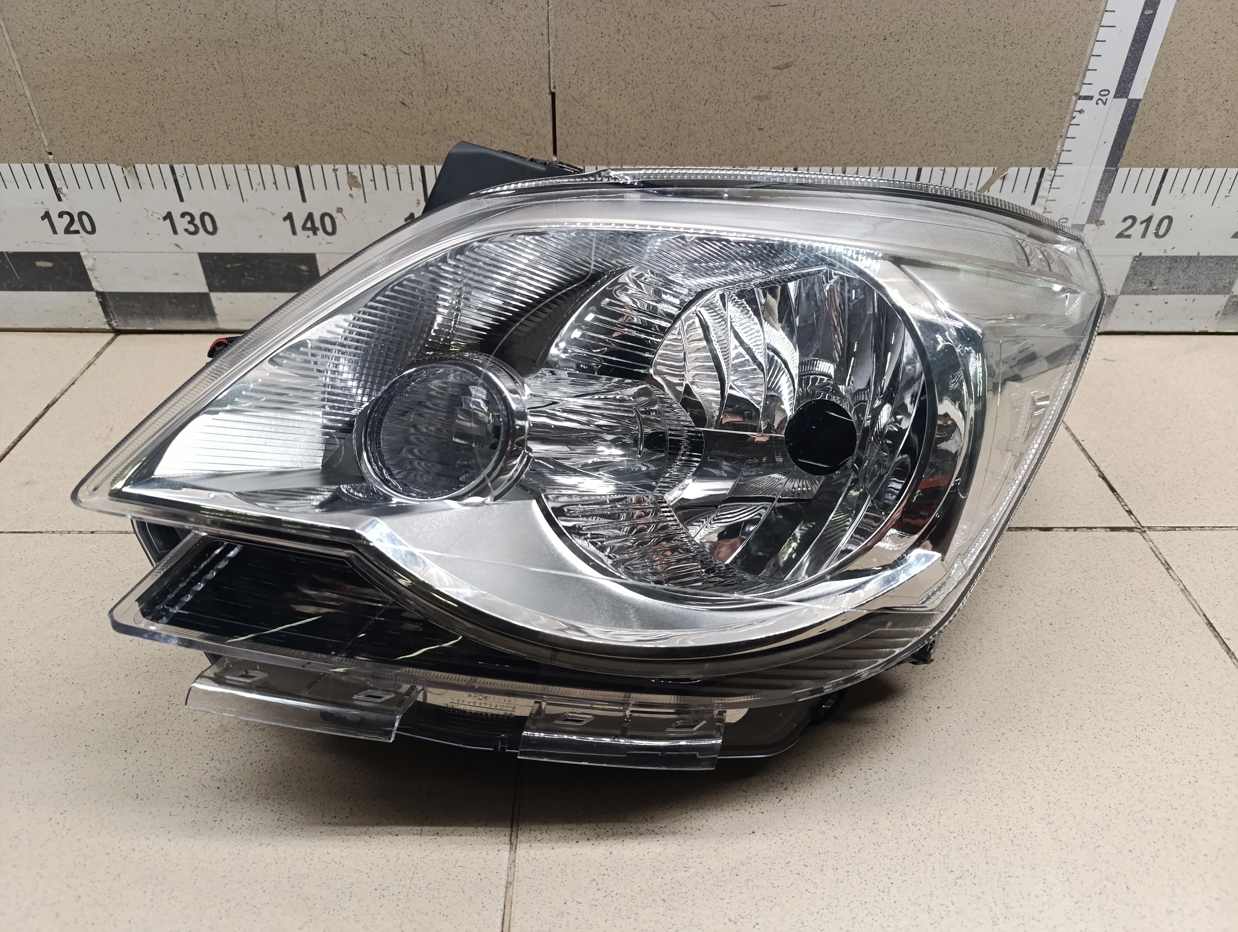 Фара левая Cobalt 2011-2015