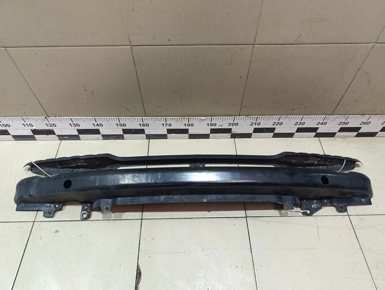 Усилитель переднего бампера Octavia (A4 1U-) 2000-2011