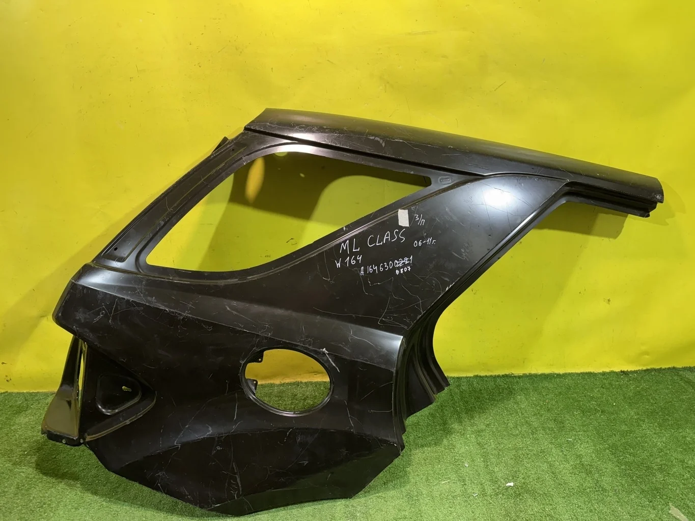 Крыло заднее правое  MERСEDES BENZ ML-Class (W164) 2005 A1646300807 42544