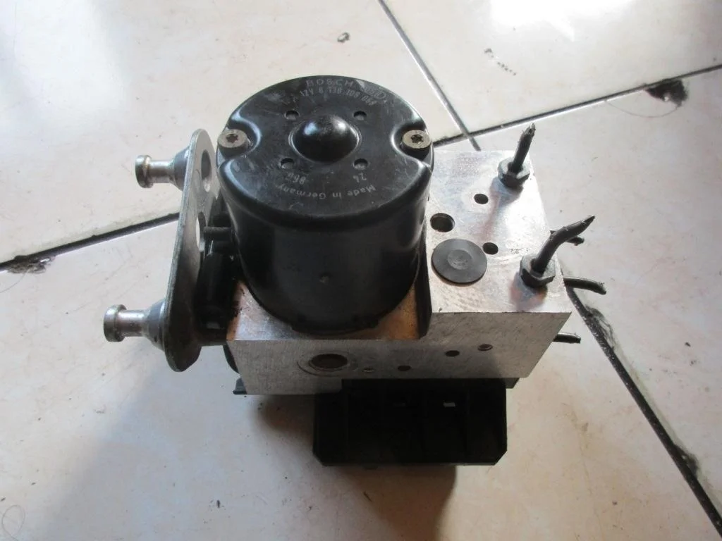 Блок ABS Mercedes-Benz