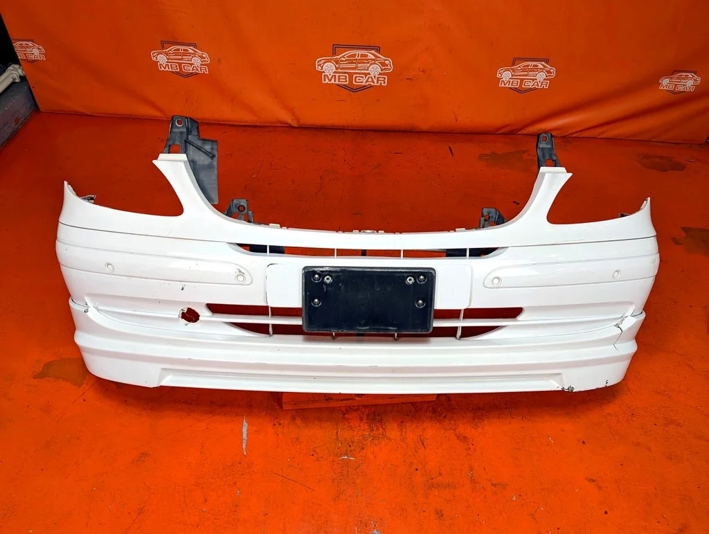 Бампер передний Mercedes-Benz