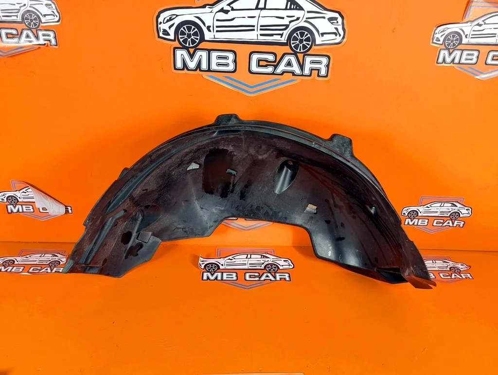 Подкрылок передний правый Mercedes-Benz