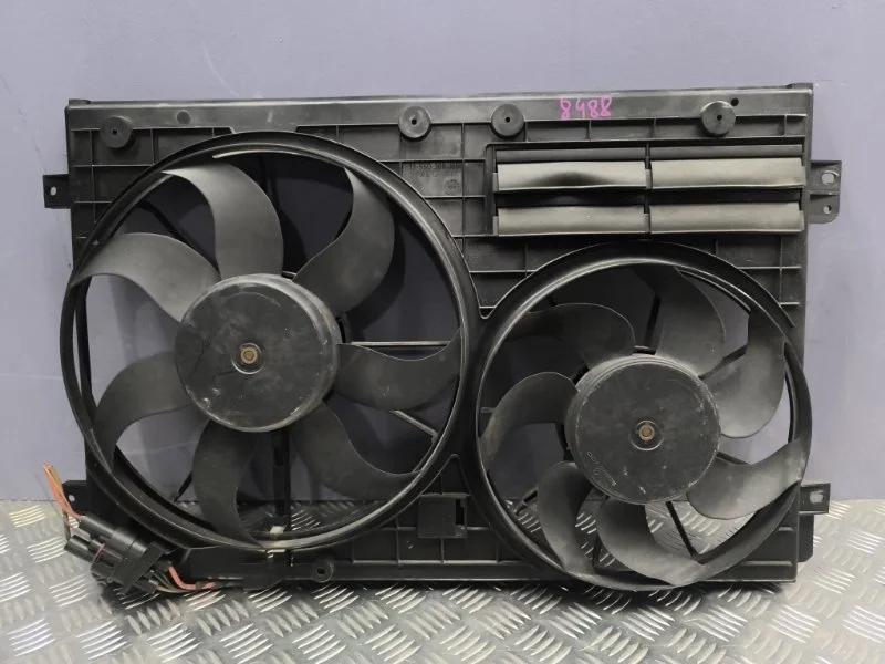 Вентилятор радиатора volkswagen Tiguan 2009 1K0121205AD 5N1 CAW