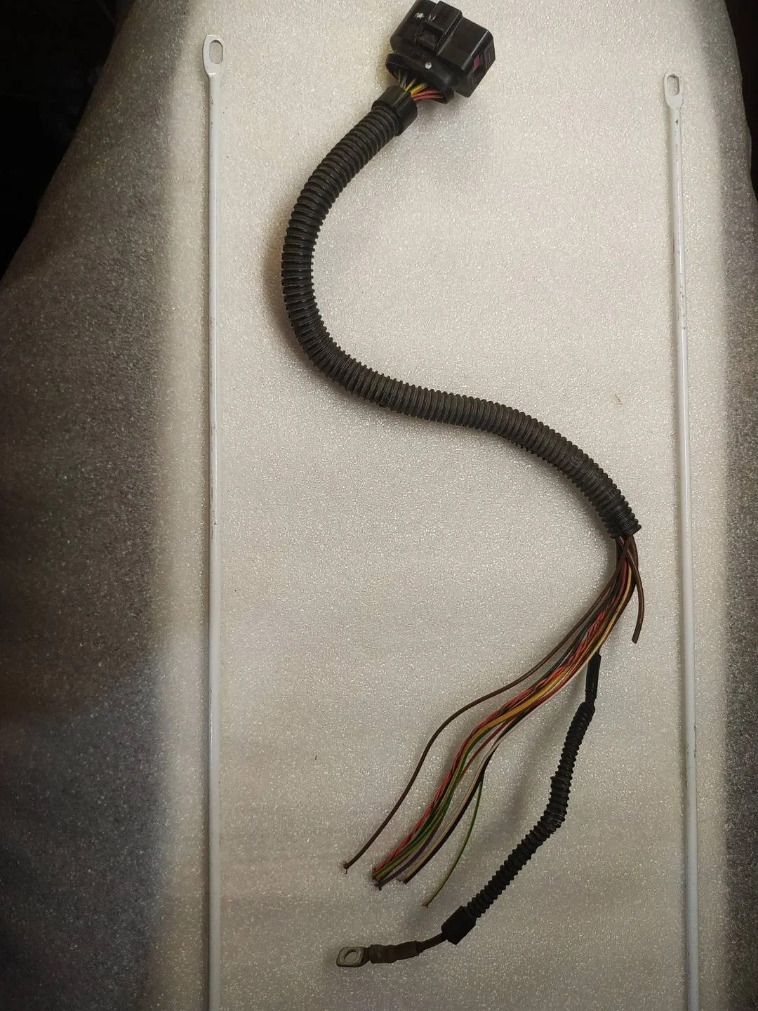 разъем (фишка) проводки Volkswagen Touareg 2 7P6