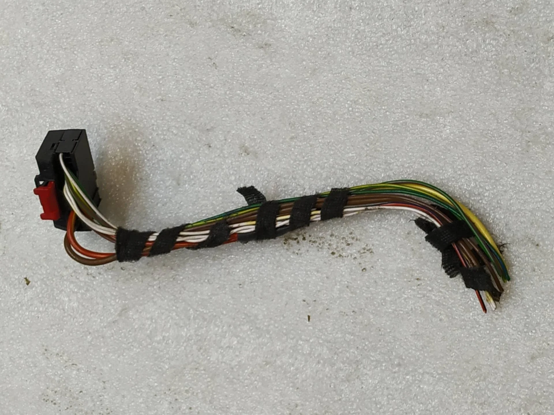 разъем (фишка) проводки Volkswagen Touareg 7P6 2012