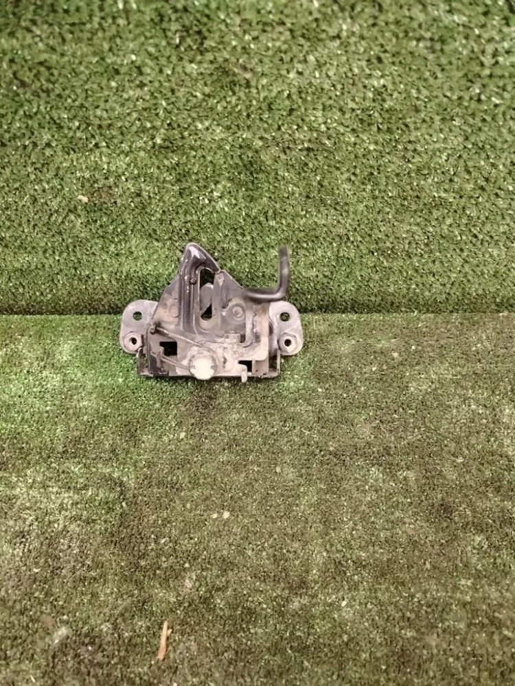 Замок капота Kia Ceed 2015 81130A2000 JD G4FG