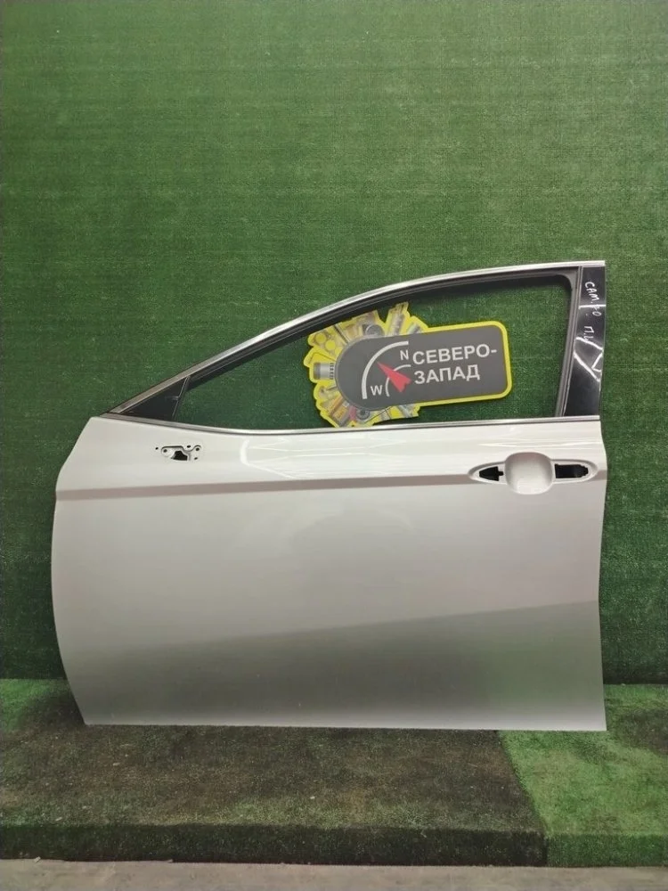 Дверь Toyota Camry 2018 6700233250 70 2ARFE, передняя левая
