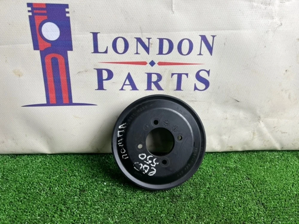 Шкив помпы BMW 550i E60