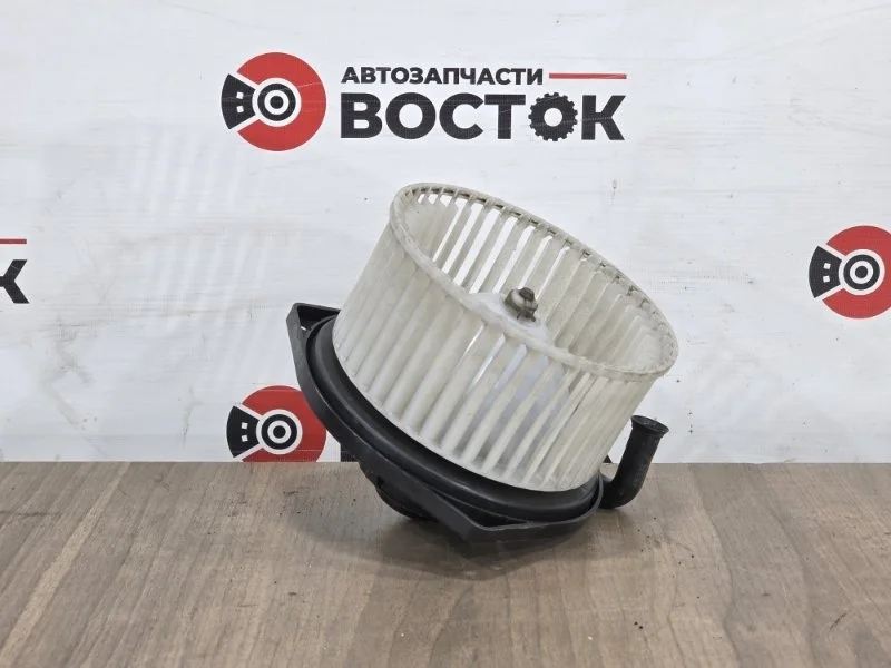 Мотор печки MITSUBISHI LANCER 2007 MR568593 CS3A 4G18