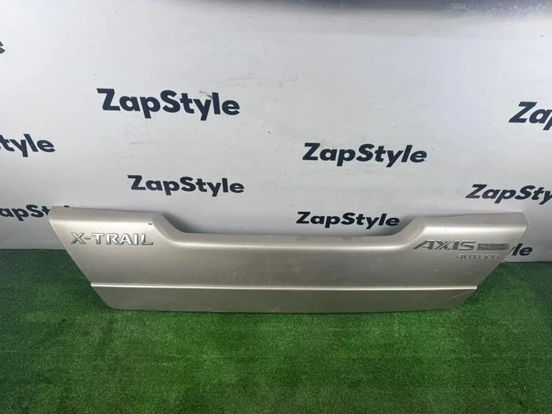 Накладка крышки багажника nissan X-Trail T31