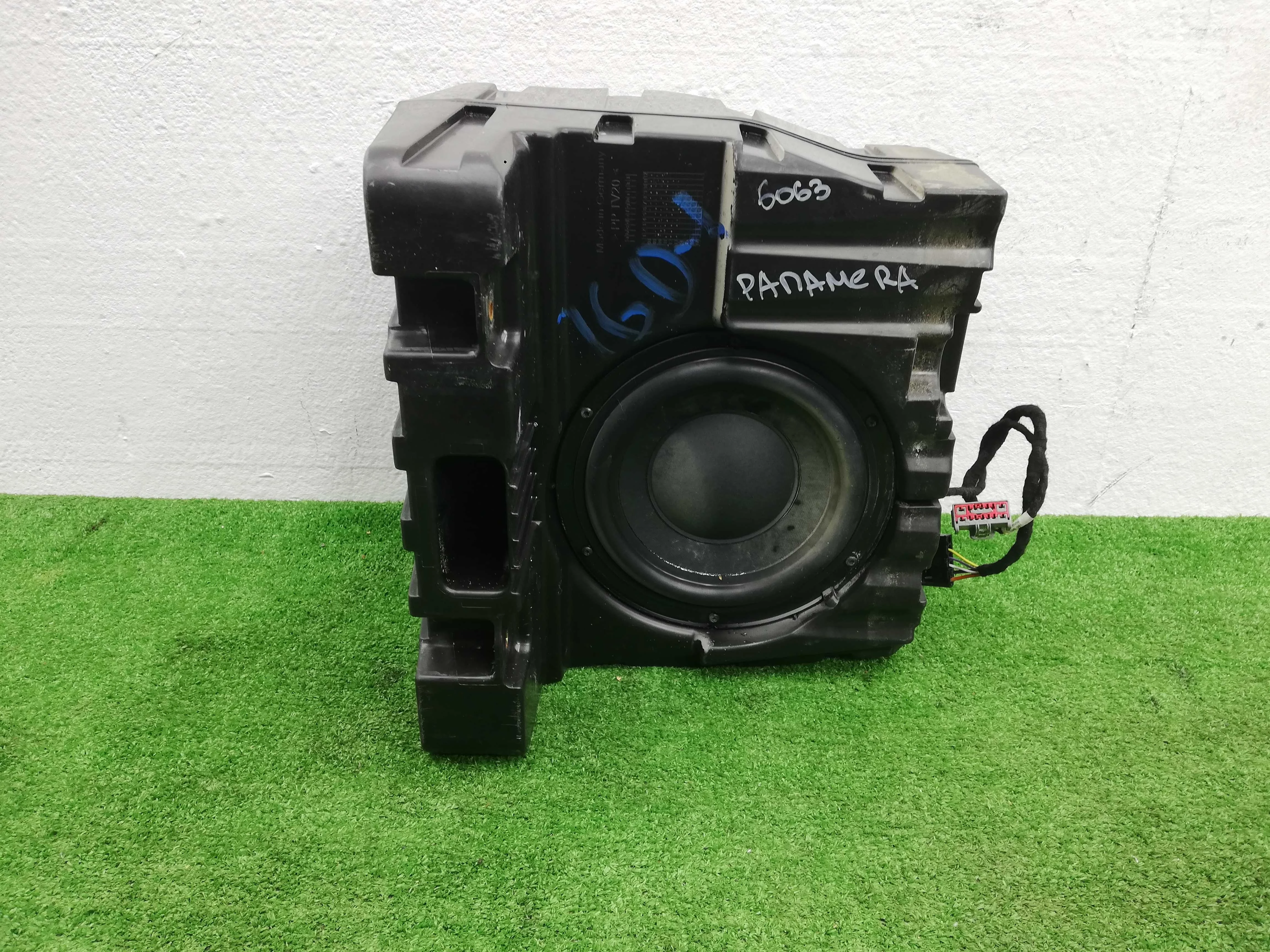 Сабвуфер Porsche Panamera (970) 2009 - 2016 бензин 3.6 Автомат