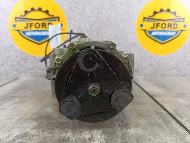 Компрессор кондиционера Mitsubishi Galant 2006 DJ1A