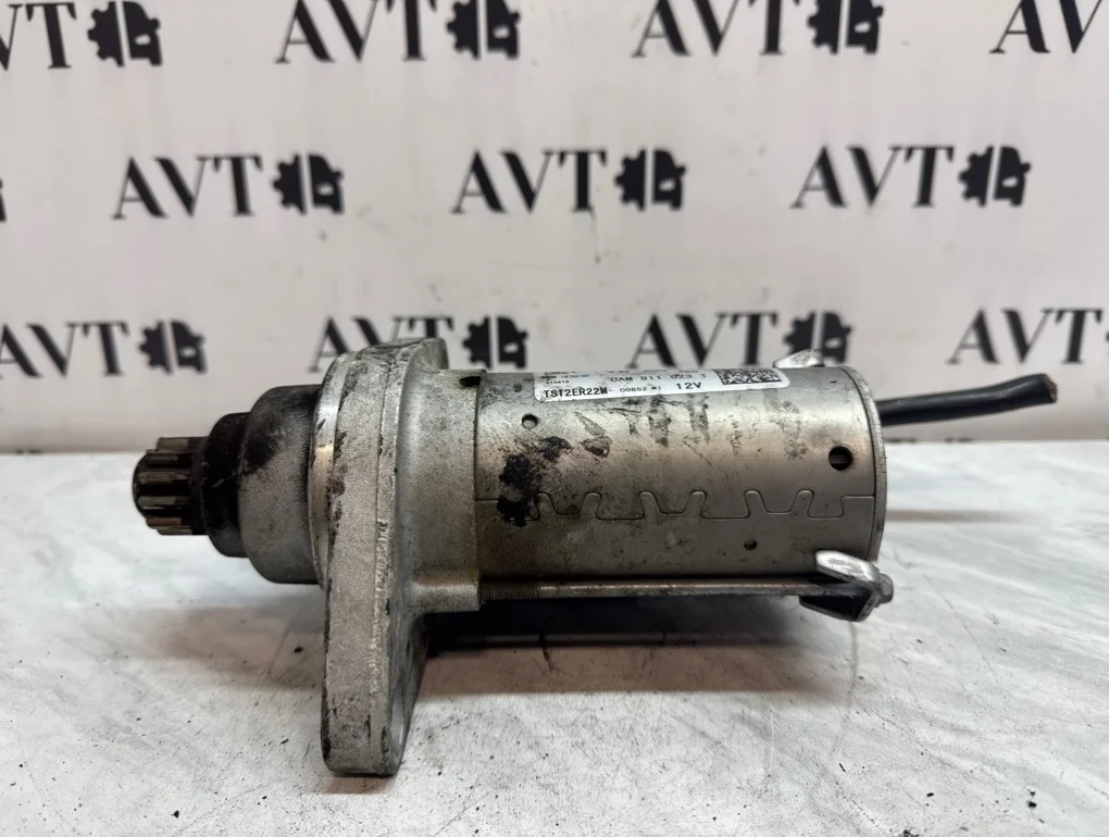 Стартер Volkswagen Jetta CTH