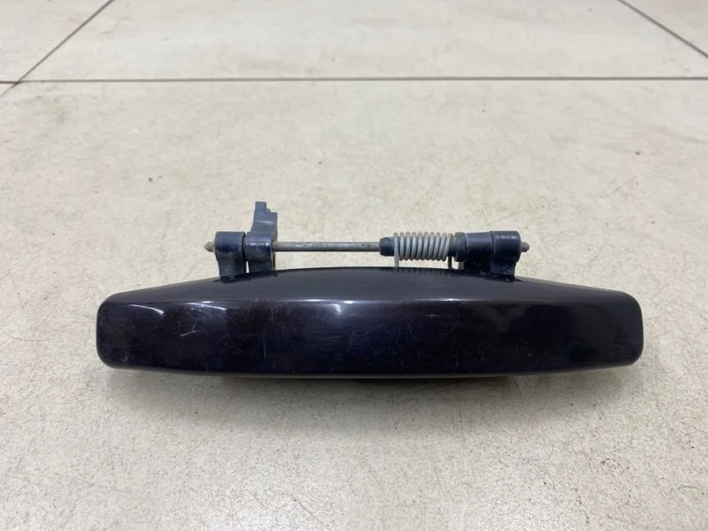 Ручка двери наружная правая Renault Duster 1