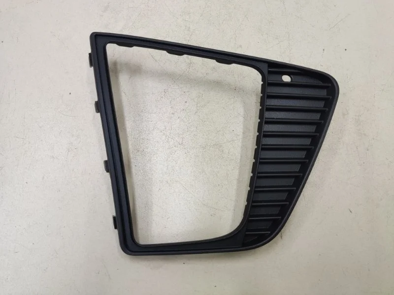 Рамка противотуманной фары Hyundai Creta 1 GS