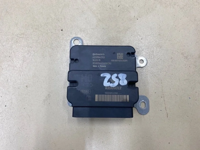 Блок управления AIR BAG Renault Duster 1 F4RE410