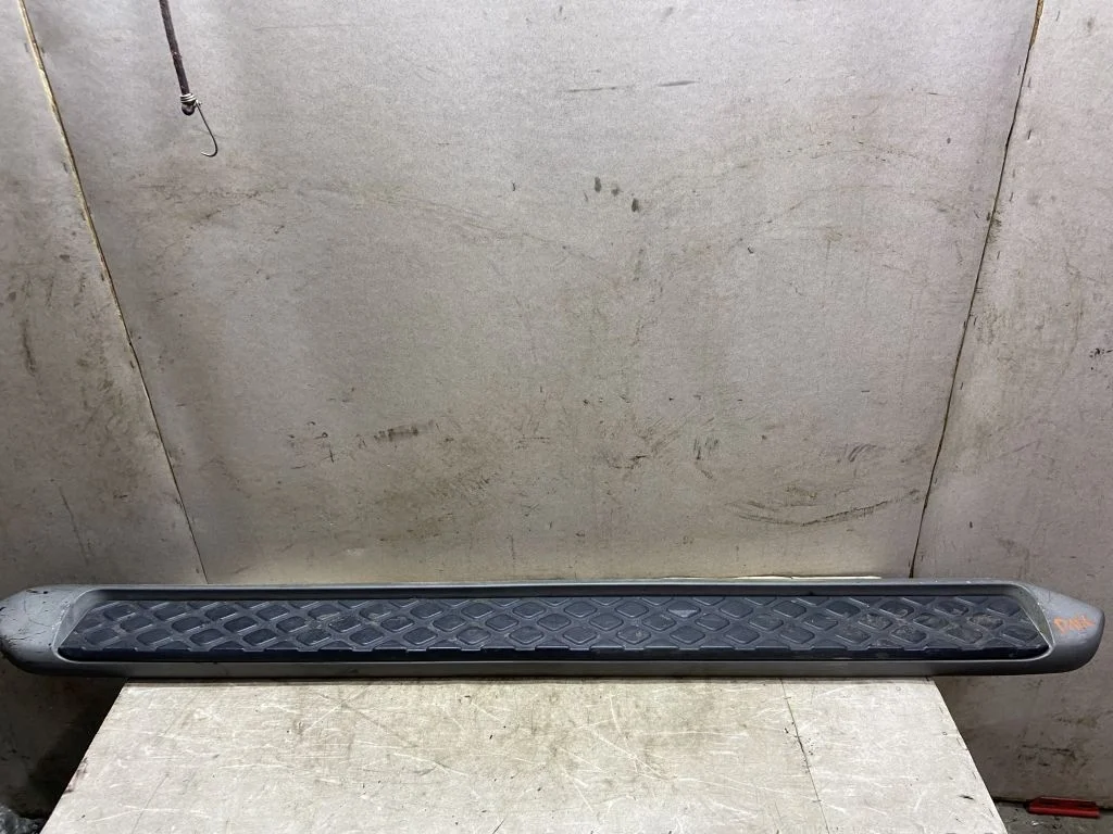 Подножка левая Nissan Pathfinder R51 2011