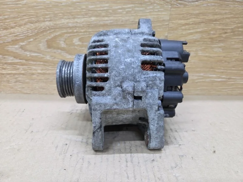 Генератор RENAULT MEGANE 2002-2009 8200100907 2
