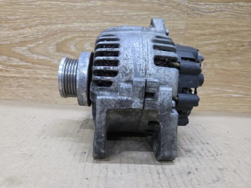 Генератор RENAULT MEGANE 2002-2009 8200100907 2