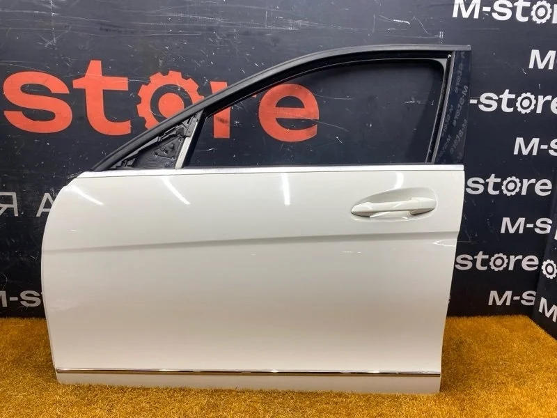 Дверь Mercedes-Benz C-Class 2010 A2047205900 W204 271.860, передняя левая