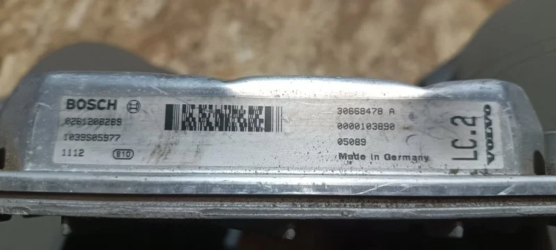 Блок управления двигателя Volvo XC70 2005 SZ