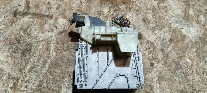 Блок управления Volvo XC70 2001 SZ