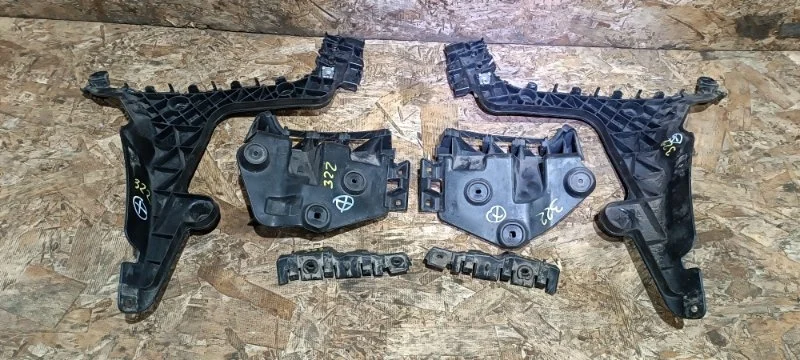 Комплект кронштейнов Audi A3 2010 8PA