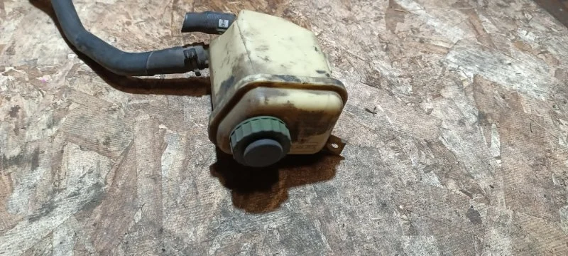 Бачок гидроусилителя Porsche Cayenne 2005 955