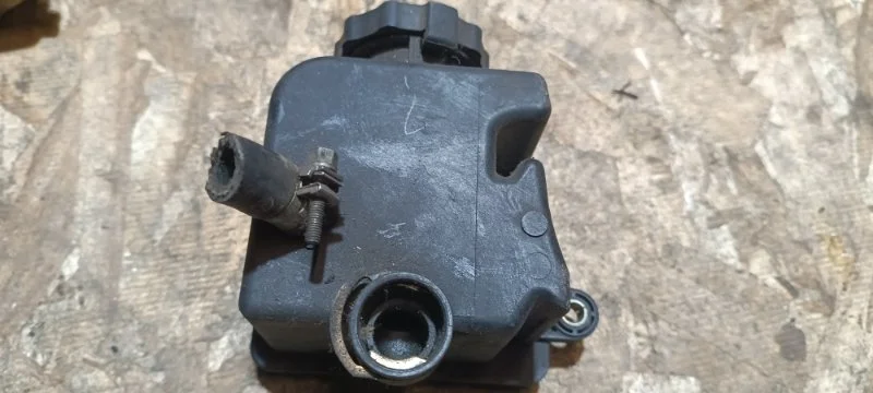 Бачок гидроусилителя Mercedes-Benz -Class 2007 W211