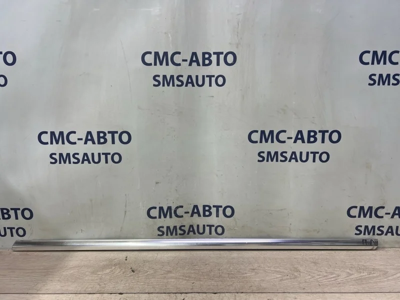 Молдинг стекла двери Volvo S60 31391784 С60 1.6 B4164T, передний левый