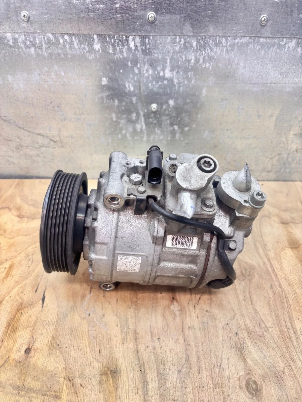 Компрессор кондиционера Volkswagen Touareg II (2010—2014)