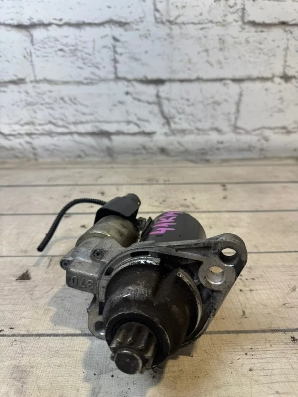 Стартер VW Golf 6 2012