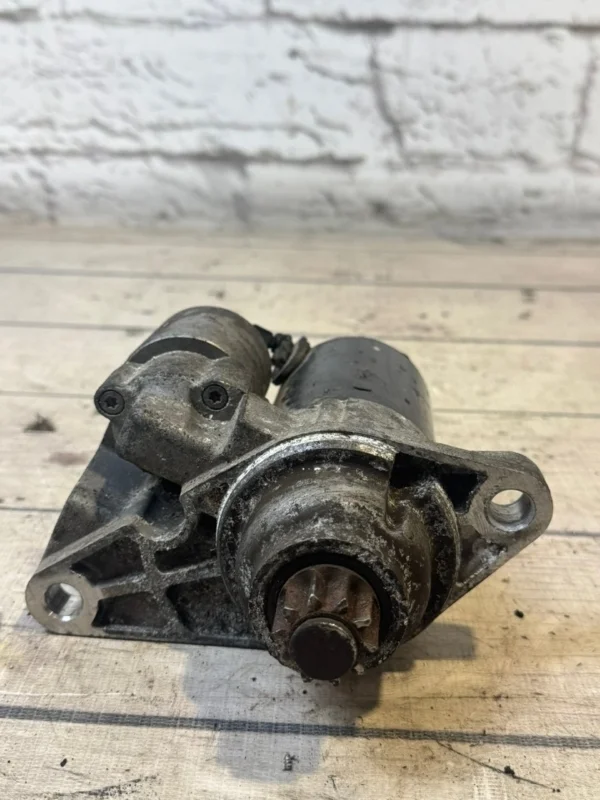 Стартер vw Golf 5 2008