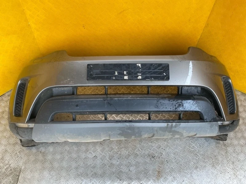 Бампер передний Land Rover Discovery V (2016-Н.в.) 2018 LR083059 3.0 D 30DDTX