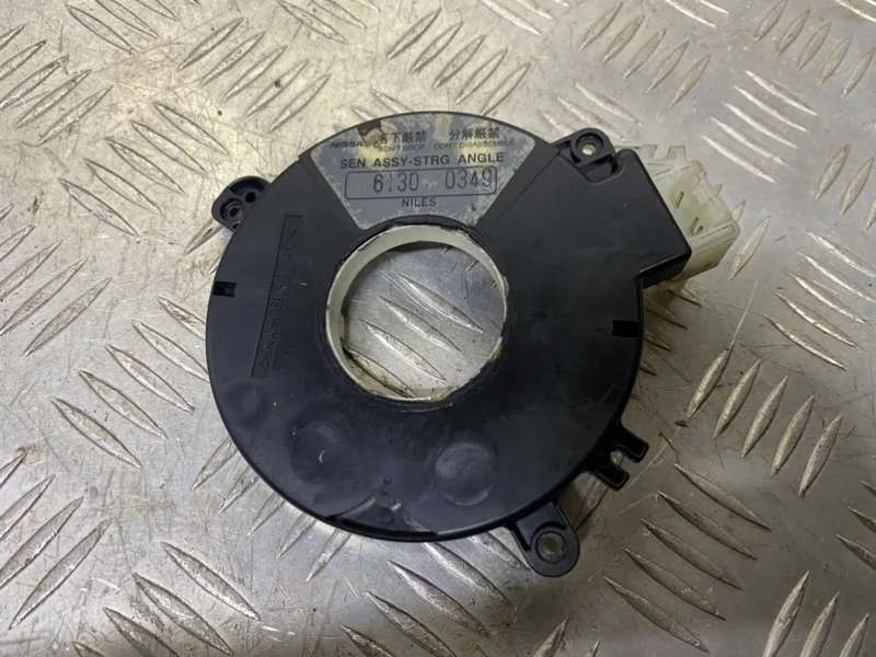 Датчик угла поворота руля Nissan Pathfinder (R51M) 2004-2013 2006 47945CA020 ВНЕДОРОЖНИК 2.5 D YD25DDTI