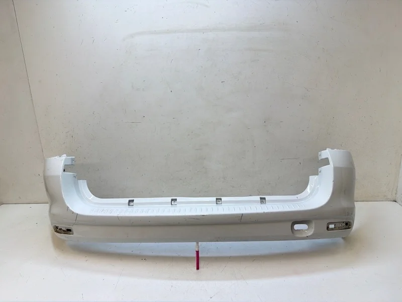 Бампер Lada Largus 2012-