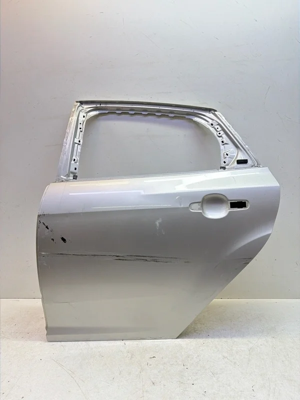 Дверь Ford Focus 2011-2019 3