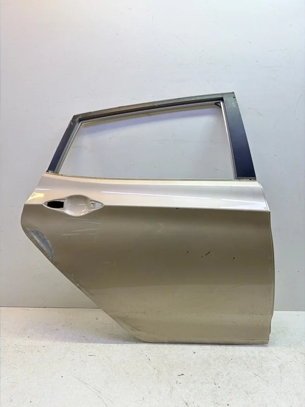 Дверь Hyundai Solaris 2010-2017